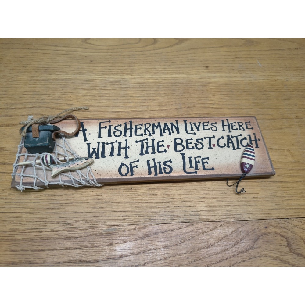 Rustic Wooden Fisherman's Sign – "A Fisherman Lives Here"